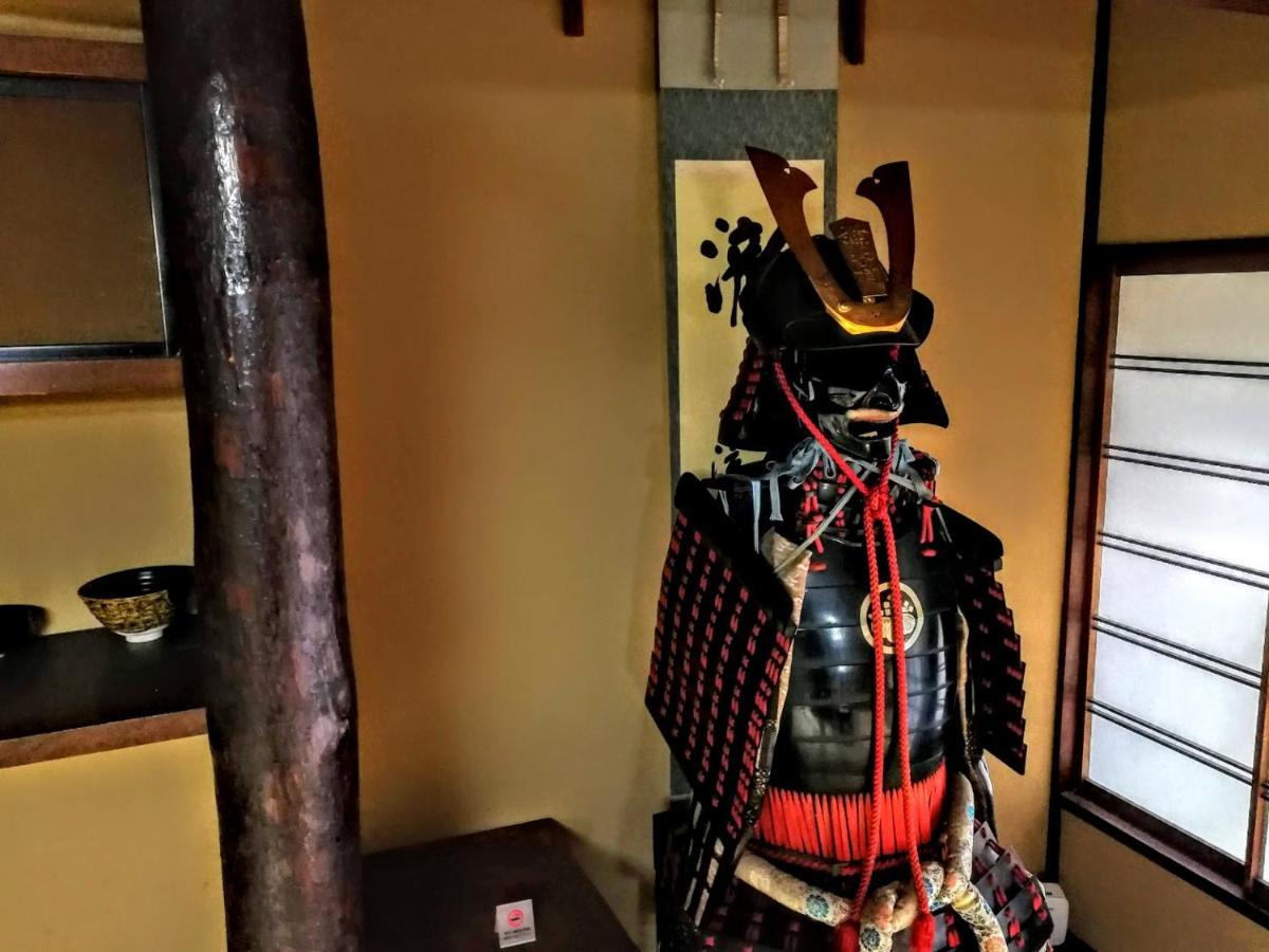 京都二条城近く京町屋120年の歴史に泊まる Экстерьер фото